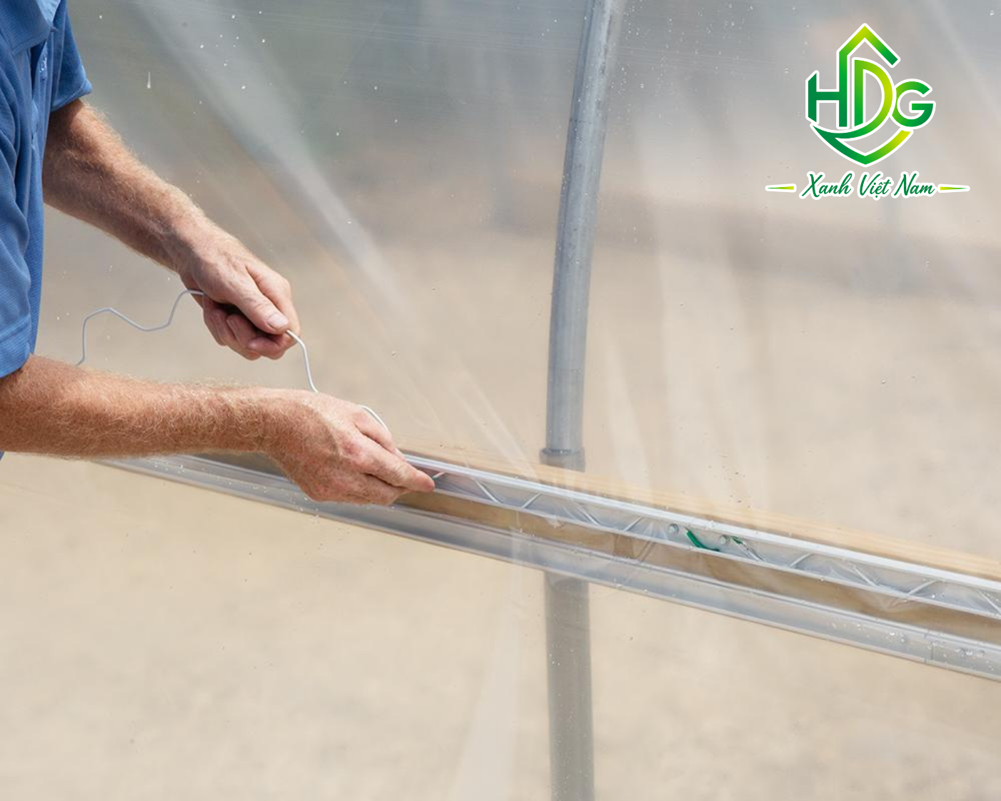 Ứng dụng nẹp ziczac nhà kính