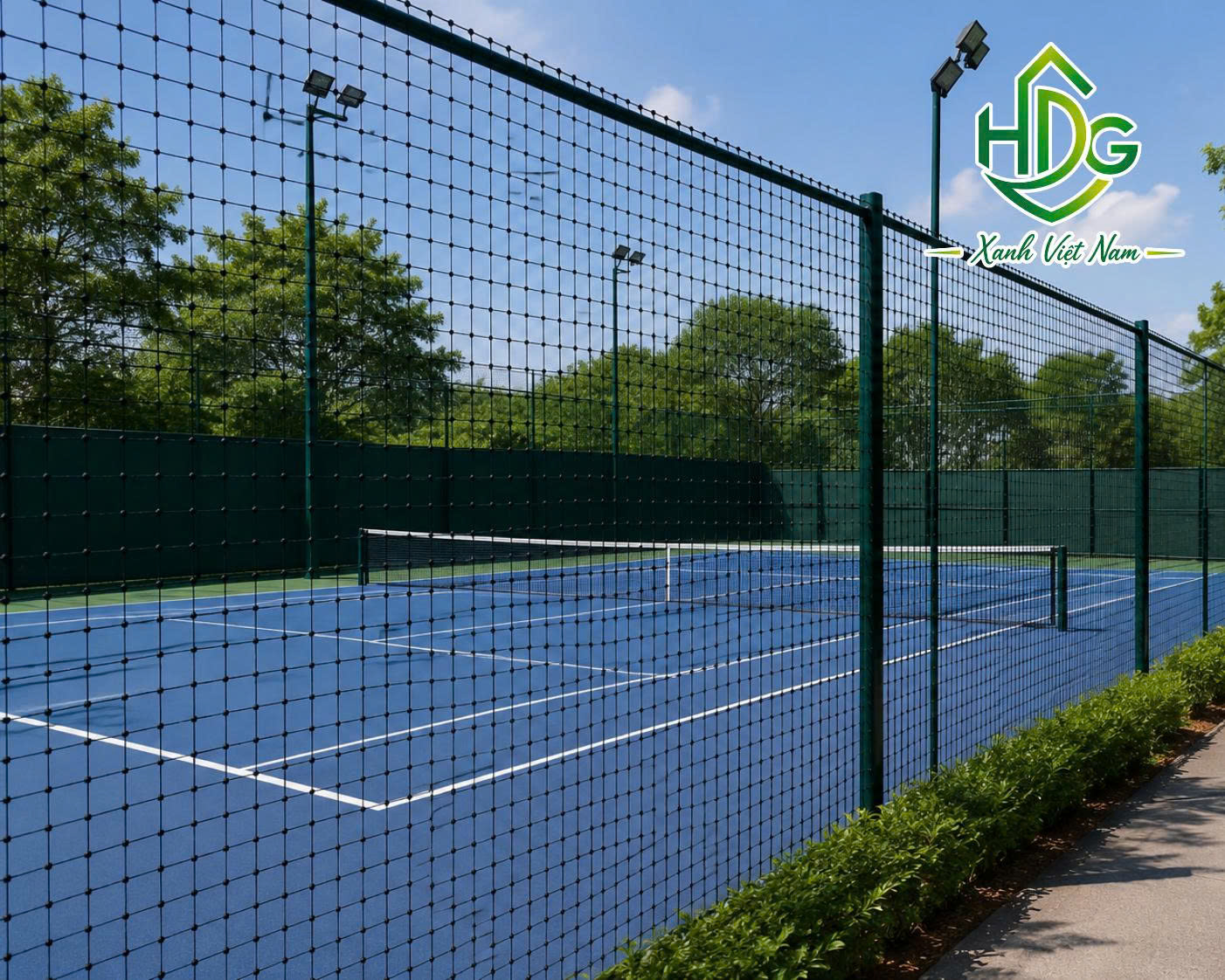 Ứng dụng lưới chắn sân tennis