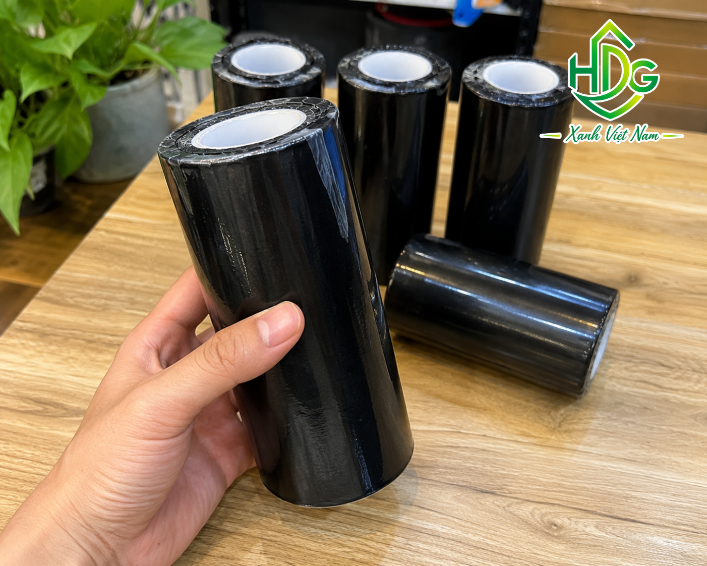 Ưu điểm Băng Dính Bạt HDPE Màu Đen