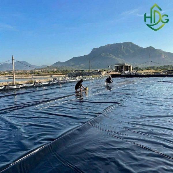 Thi công bạt chống thấm HDPE 0.75mm
