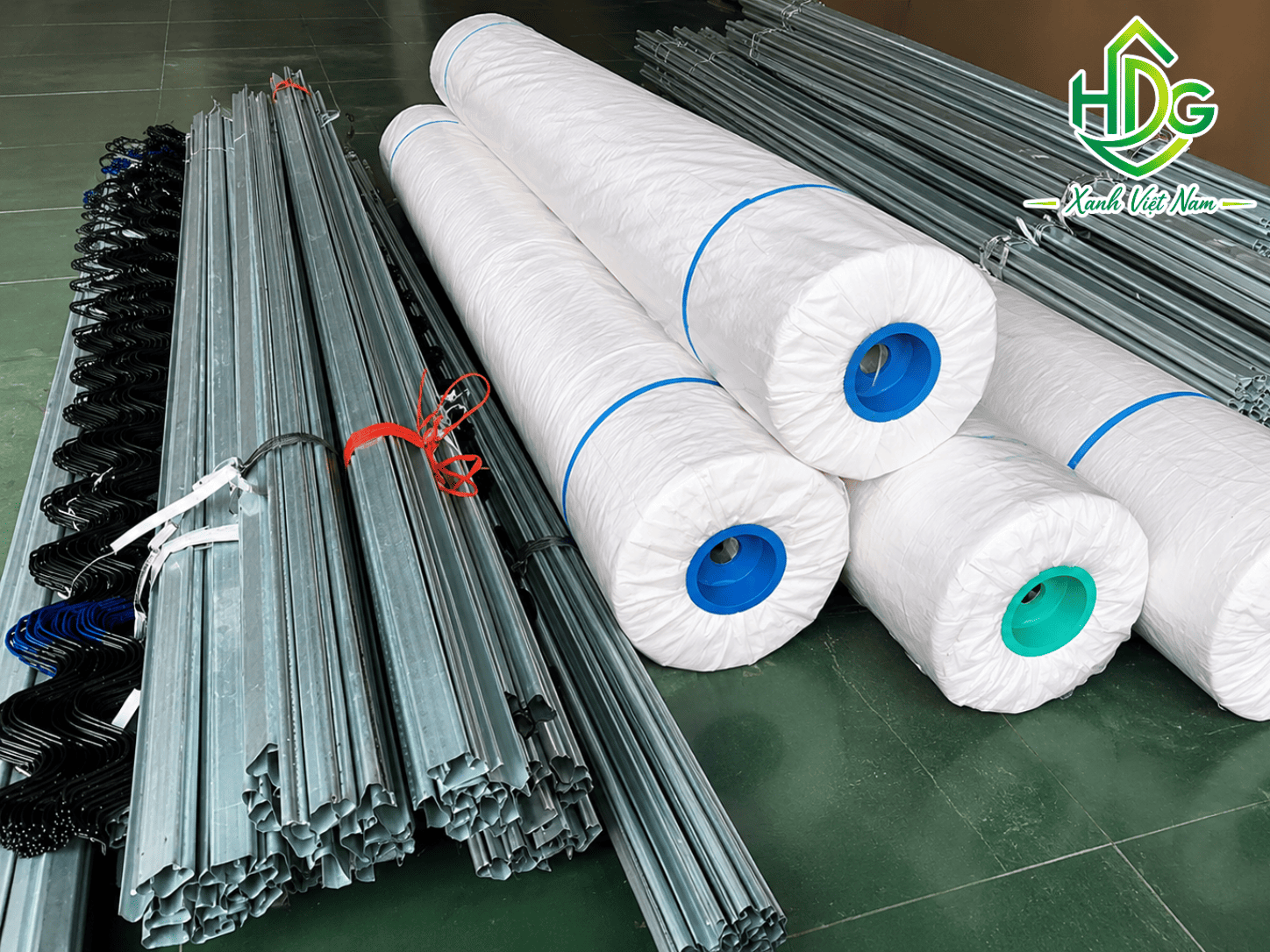 Vật tư nhà kính đóng vai trò vô cùng quan trọng trong nông nghiệp hiện đại