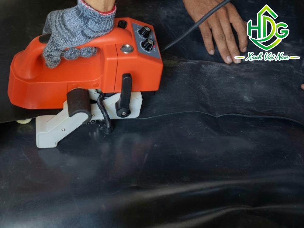 Ứng dụng của máy hàn bạt HDPE G615