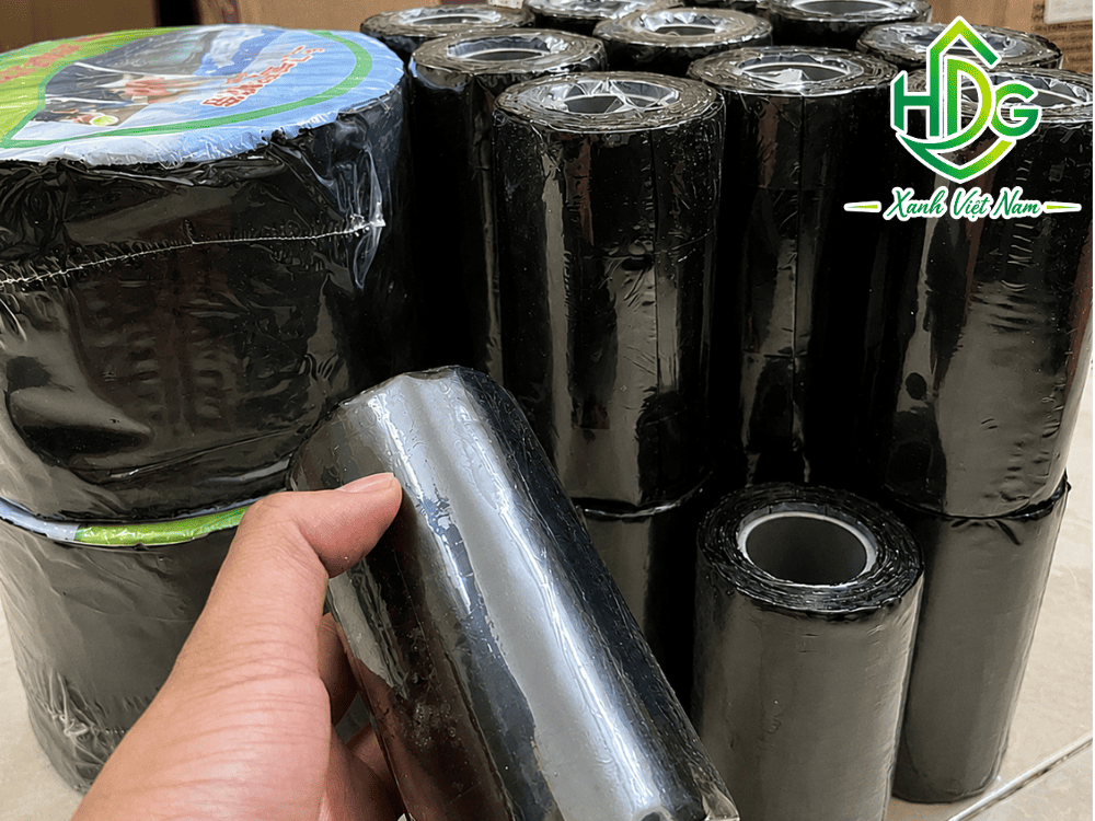 Sử dụng băng dính dán bạt tiết kiệm thời gian sửa chữa