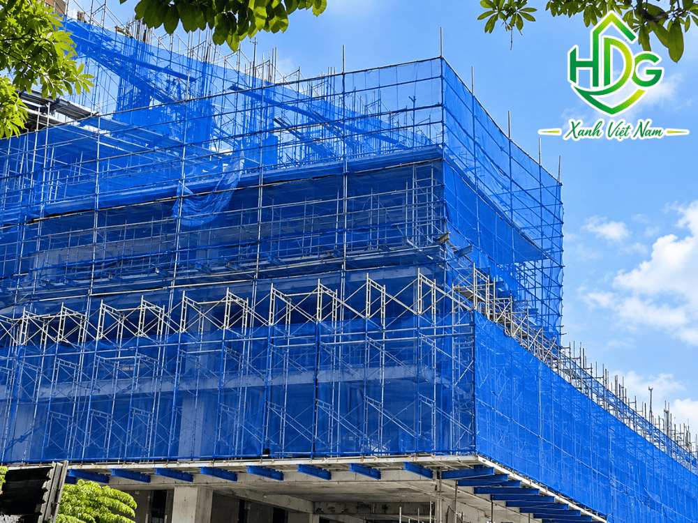 Một số lưu ý khi chọn lưới che công trình giúp tối ưu chi phí