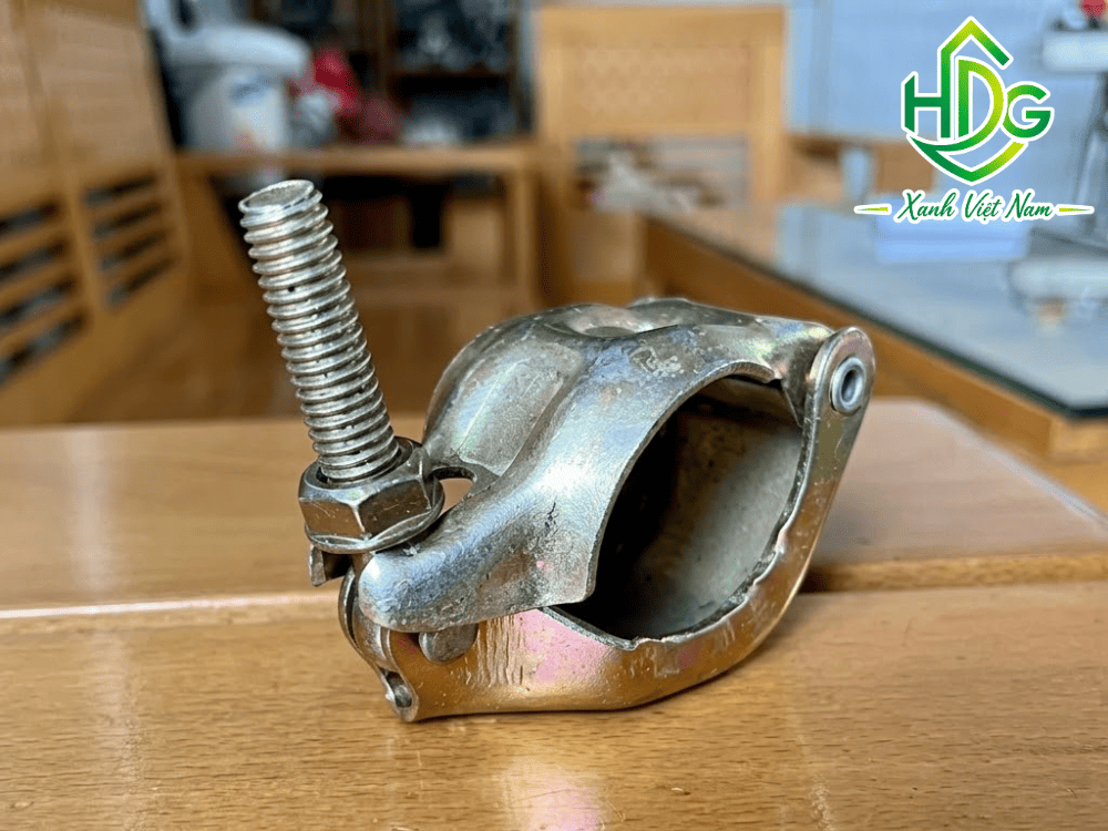 Bề mặt tốt giúp cùm hạn chế gỉ sét